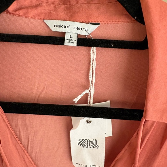 Naked Zebra Terracotta V-Neck Blouse NWT - Picture 3 of 4